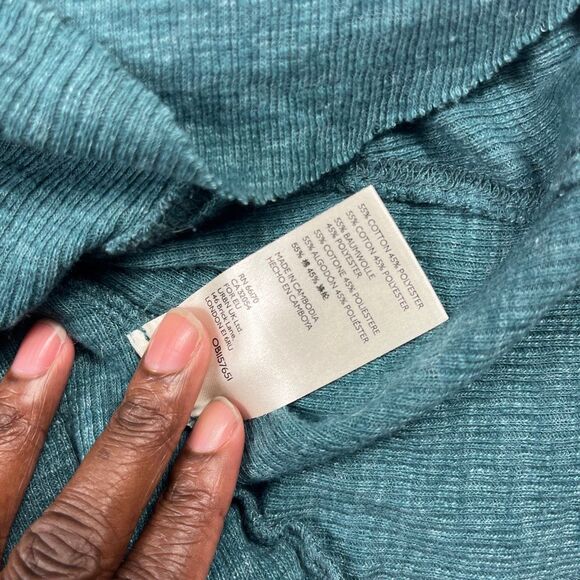 We The Free People Crush On You Tank Top Teal Sleeveless V-Neck Relaxed Fit M - Picture 8 of 10